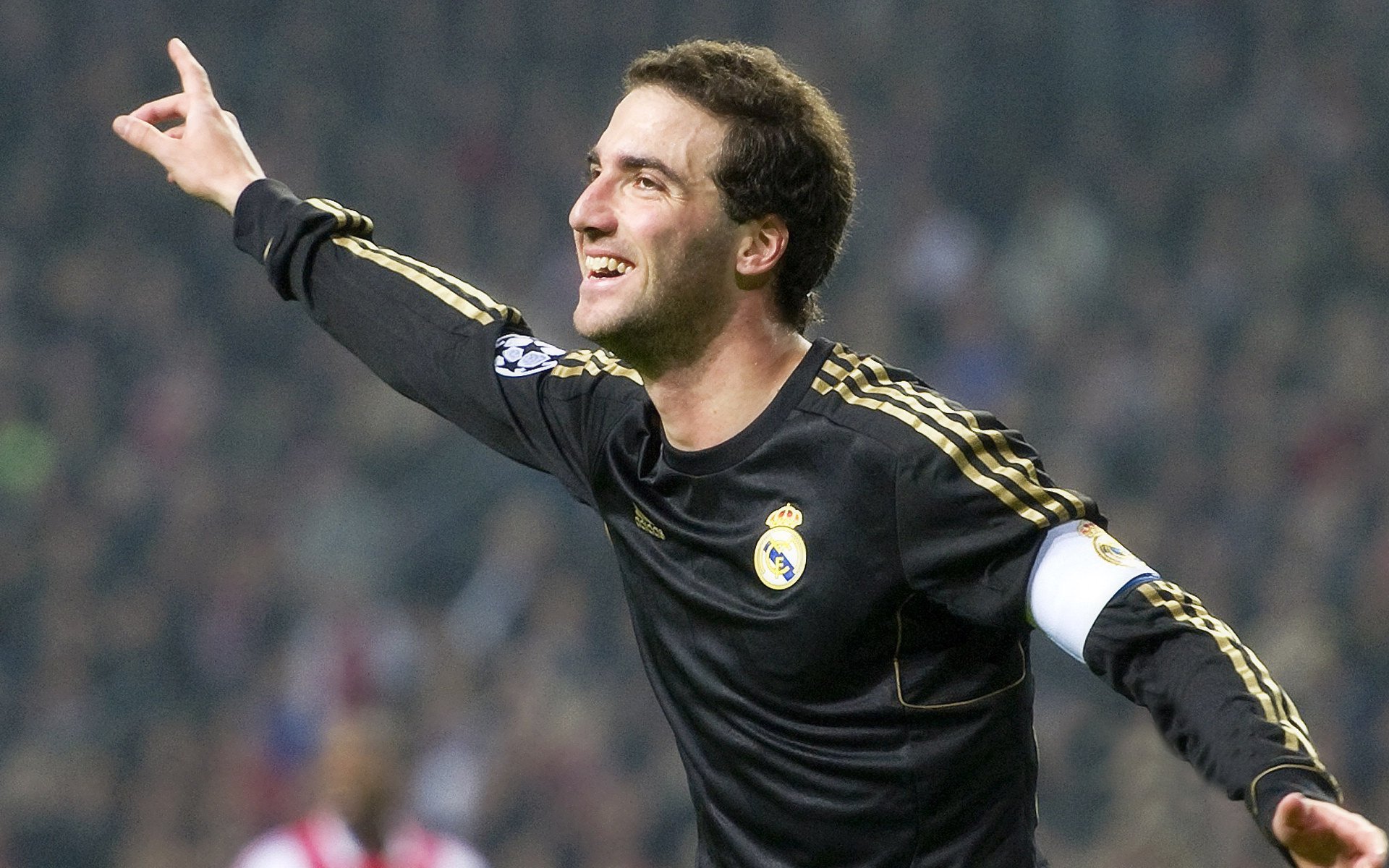 意甲焦点战之夜，约基奇冠军级表现，当足球遇见篮球的胜利哲学